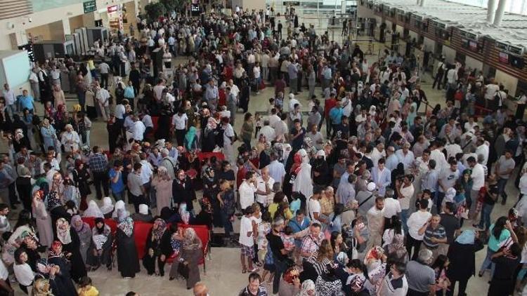 Elazığ’da İlk Hacı Kafilesi Uğurlandı