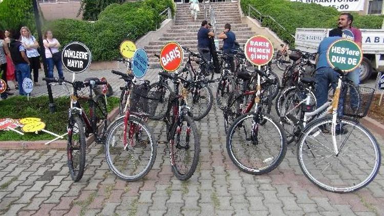 Çevrecilerden Bisikletli Protesto