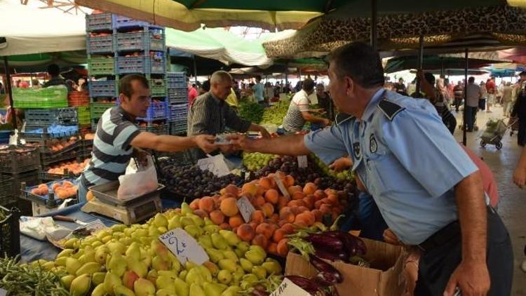 Yunusemre Zabıtasından Pazarcılara Tanıtım Kartı