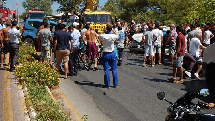 Marmaris’te Trafik Kazası: 2’si Ağır 3 Yaralı