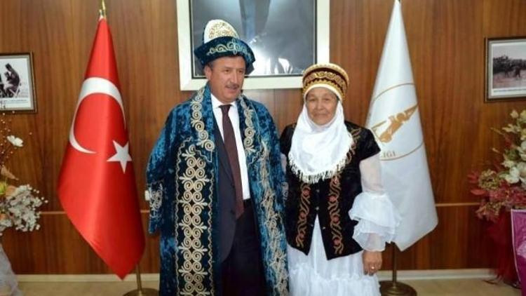 Vali Yılmaz’dan Kırgızistan Heyetine: Yabancı Topraklarda Değilsiniz