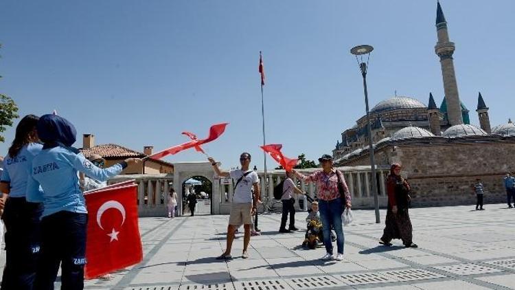 Konya Türk Bayraklarıyla Donatılıyor