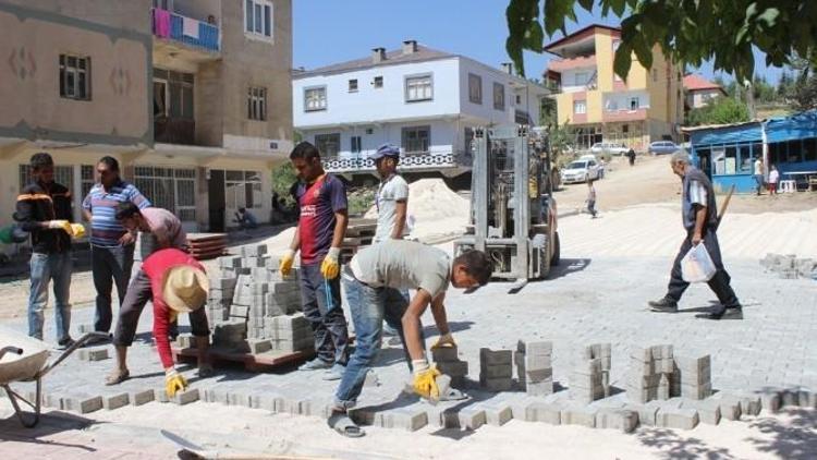 Tufanbeyli Çamur Ve Tozlu Yollardan Kurtuluyor