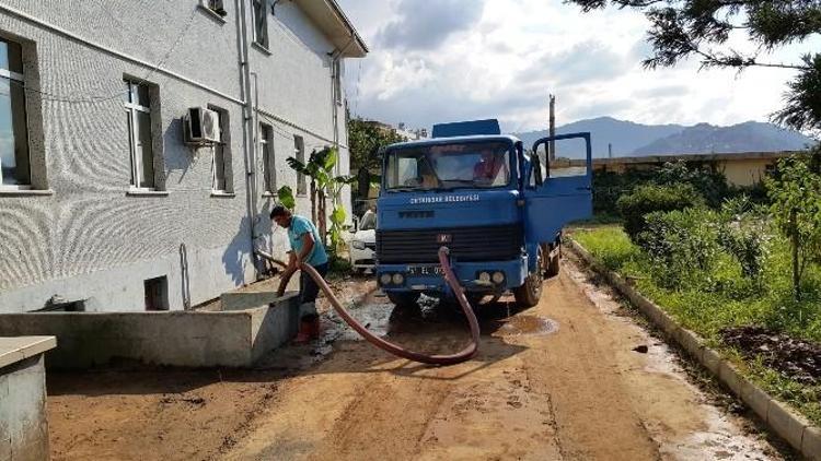 Arhavi’den, Ortahisar’a Yardım Teşekkürü