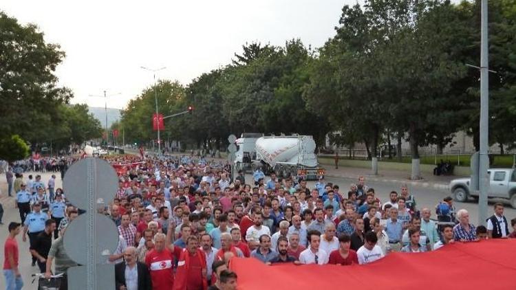 Turhal’da Teröre Tepki Yürüyüşü