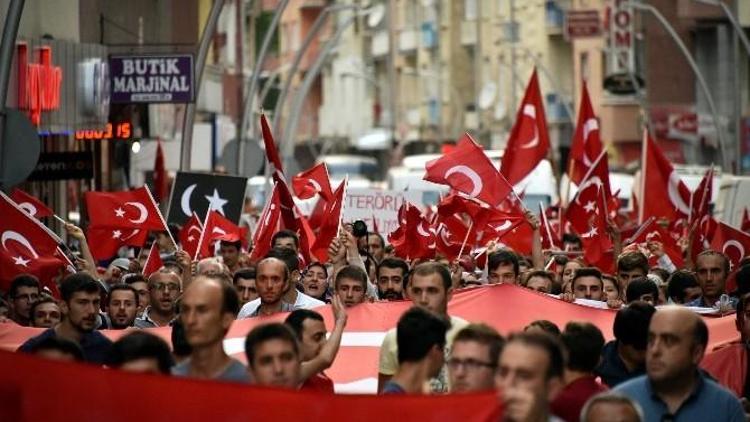 Gümüşhane’de Teröre Lanet, Şehitlere Saygı Yürüyüşü