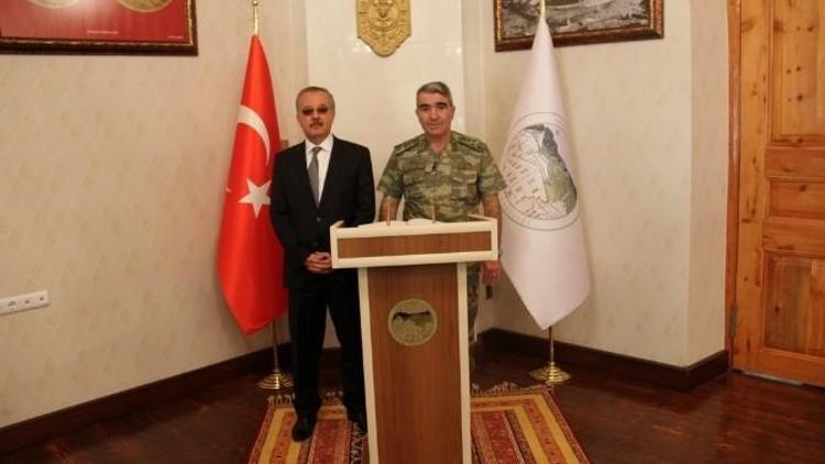 3. Ordu Komutanı Savaş, Vali Özdemir’i Ziyaret Etti