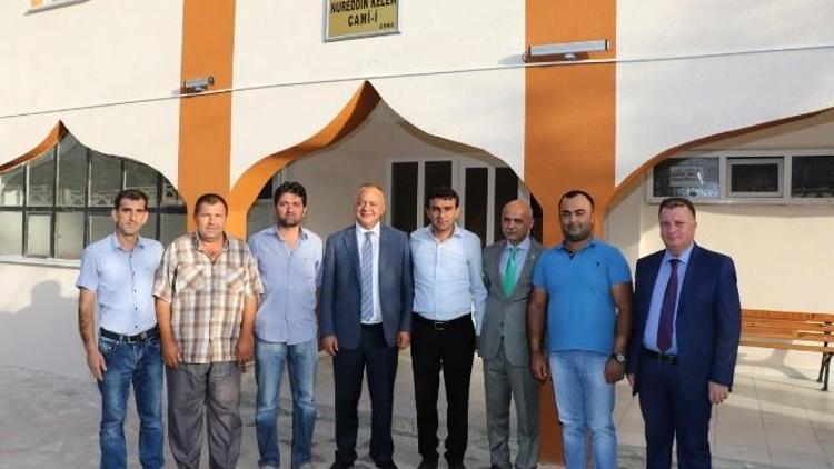 Demirci’de Nureddin Kelem Camii’ne Büyükşehir Desteği