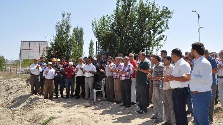 -Karakoyun Cami’inin Temeli Dualarla Atıldı