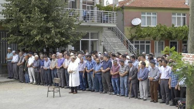 Kabe’deki Vinç Kazasında Ölen Tekirdağlı Ramazan Özmen İçin Memleketinde Gıyabi Cenaze Namazı Kılındı