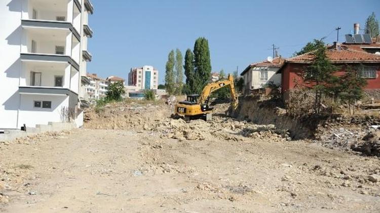 Altındağ’da Yollar Mutluluğa Açılıyor