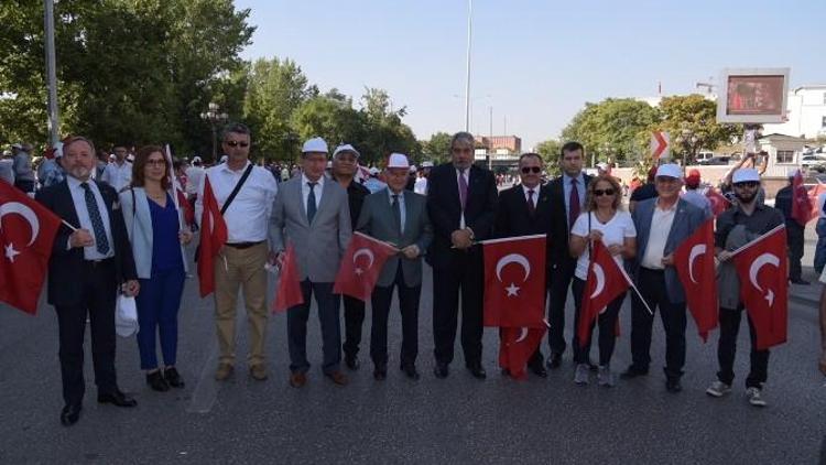 İTO’dan Ankara’da ’Teröre Hayır Kardeşliğe Evet’ Yürüyüşüne Destek