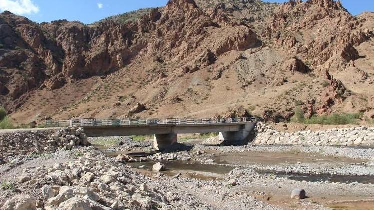 Oltu’da Yol Seferberliği