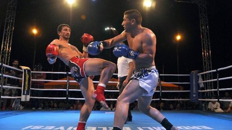 Erdemli’de Kick Boks Gecesi