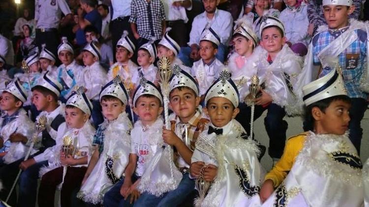 Elazığ’da 380 Çocuğun Toplu Sünnet Töreni Yapıldı