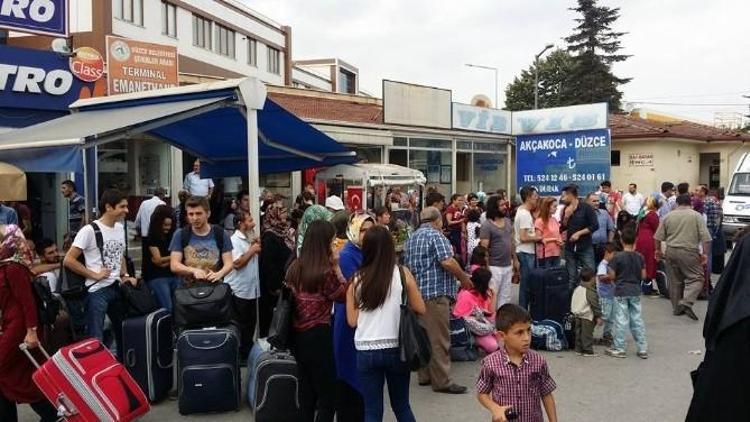 Terminalde Son Gün Yoğunluğu