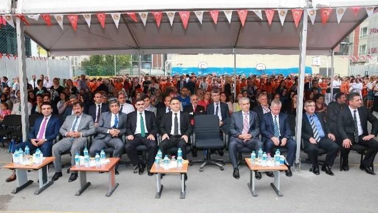 Ümraniye’de İlk Ders Zili Çaldı