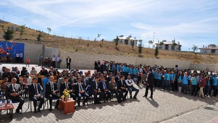 Yozgat’ta 85 Bin Öğrenci Ders Başı Yaptı