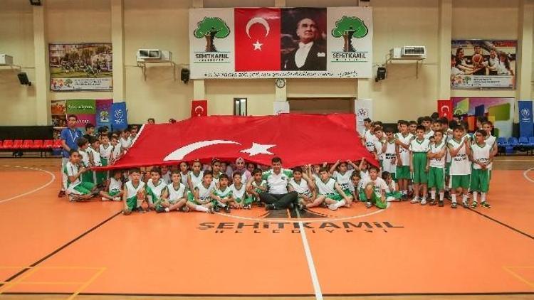 Şehitkamil Türk Sporuna 25 Bin Lisanslı Sporcu Kazandırdı