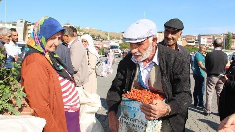 Kuşburnu Tavan Yaptı