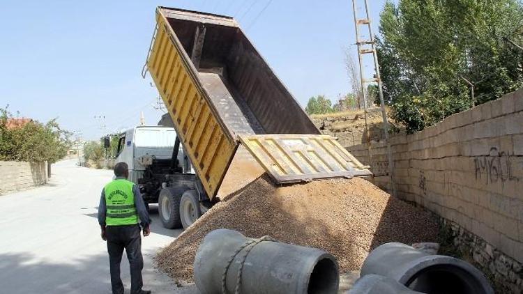 Köylere ’Hayvan Geçiş Yolları’ Yapıldı