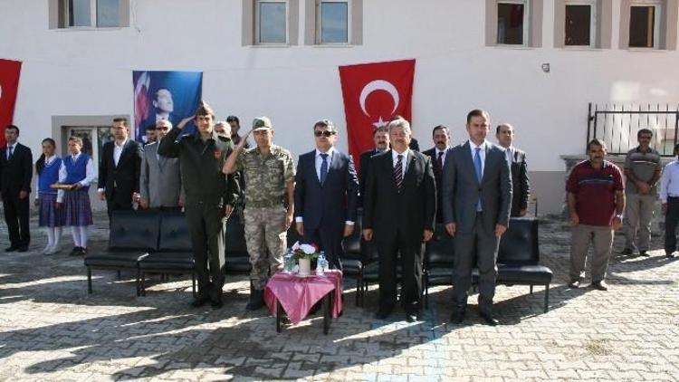 Pasinler’de İlköğretim Haftası Kutlandı