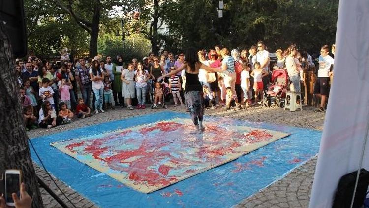 Müzik Ve Resim Kuğulu Park’ta Buluştu