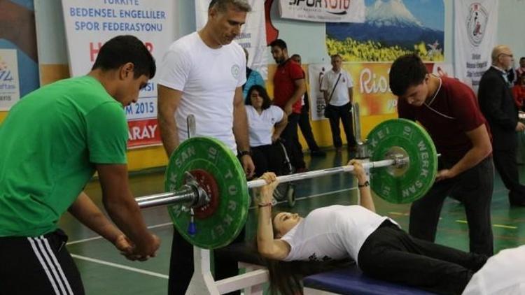 Bedensel Engelliler Halter Türkiye Şampiyonası Aksaray’da Yapıldı