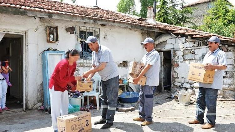 Büyükşehir’in Gıda Yardımları Aralıksız Sürüyor