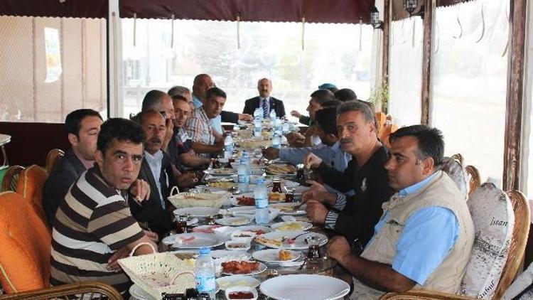 MHP Milletvekili Adayları Basın Mensuplarıyla Bir Araya Geldi