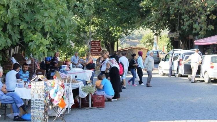 Sonbahar Birgi’de Başka Güzel