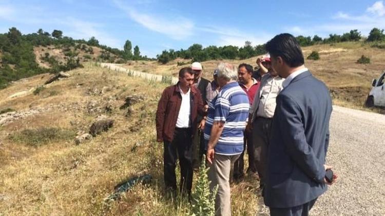 Lapseki’de Yeni Açılan Yol Köy Ulaşımını Rahatlattı