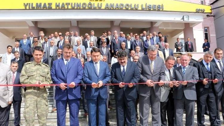 Ağrı’da Yılmaz Hatunoğlu Anadolu Lisesi Açıldı