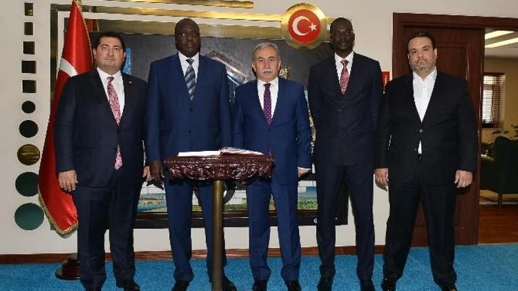 Senegal Büyükelçisi Mbacke’den Vali Büyük’e Ziyaret