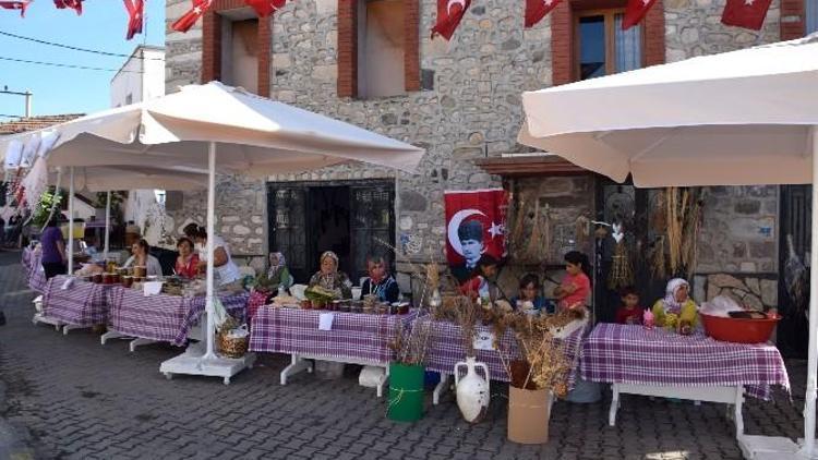 Çeşme’de Germiyan Festivali Başladı