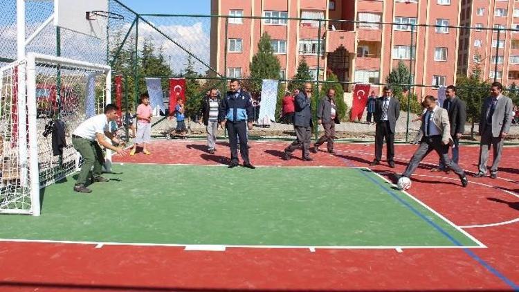 Beyşehir’de Çok Amaçlı Spor Sahası Açıldı