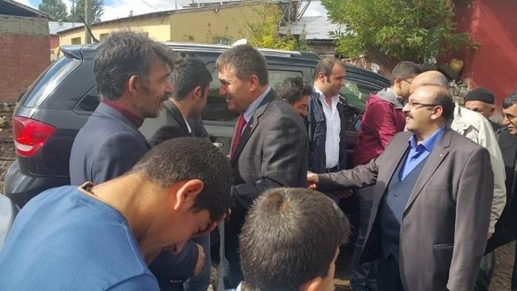 MHP’li Çimen Çat, Yavi Ve Yarmak Köyünü Ziyaret Etti