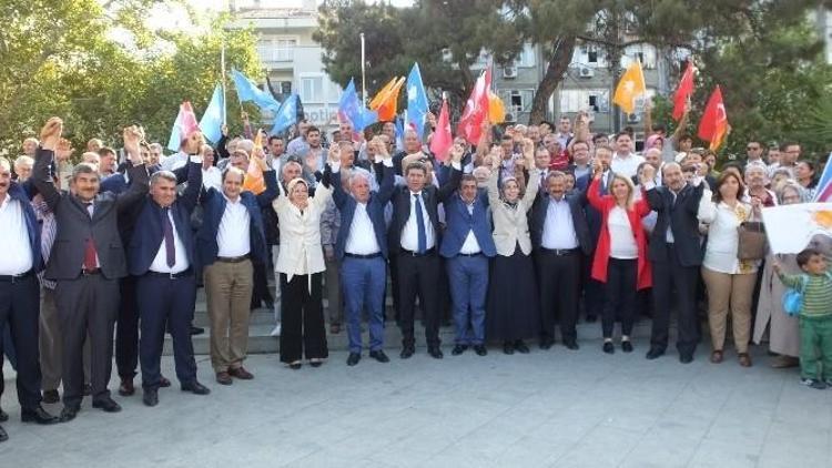 Burhaniye’de AK Parti Ziyareti