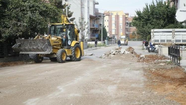 20 Yıldır Hizmet Girmeyen Sokaklar Yenileniyor