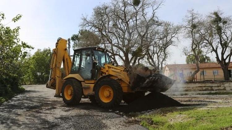 Serdivan’da Köylere Yönelik Asfalt Çalışmaları Devam Ediyor