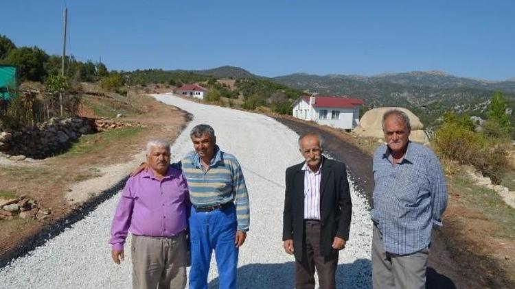 Seydikemer Yayla Patlangıç’ta Asfaltsız Yol Kalmadı