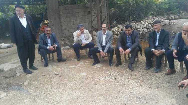 AK Partili Beran Çelik Ergani’nin Köylerini Ziyaret Etti