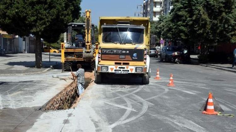 Gediz Elektrik Altyapı Yatırımlarına Devam Ediyor