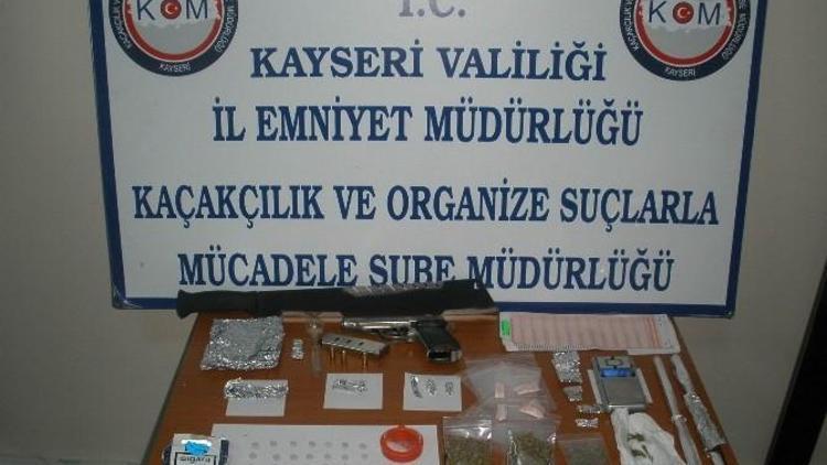 Kayseri Emniyeti Uyuşturucu Tacirlerine Göz Açtırmıyor