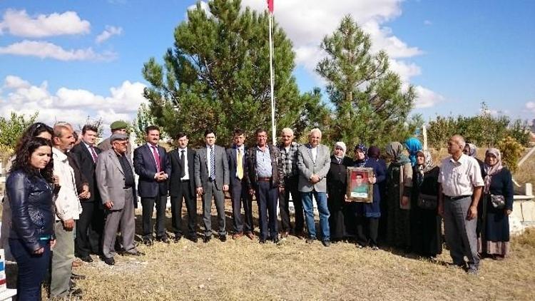 Şehit Uzman Jandarma Çavuş Kabri Başında Anıldı