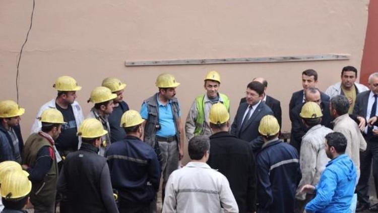 AK Parti Adayları Tunç Ve Bensiz Madencileri Ziyaret Etti