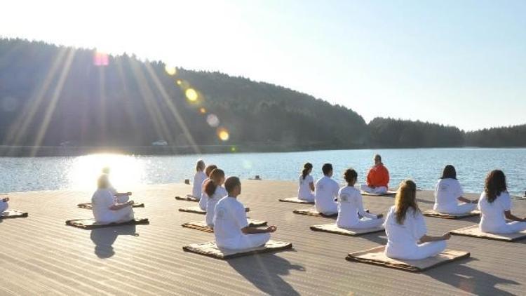 Yoga Uygulamalarını Türkiye’ye İlk Getiren Spirad Ramaray Antalya’da