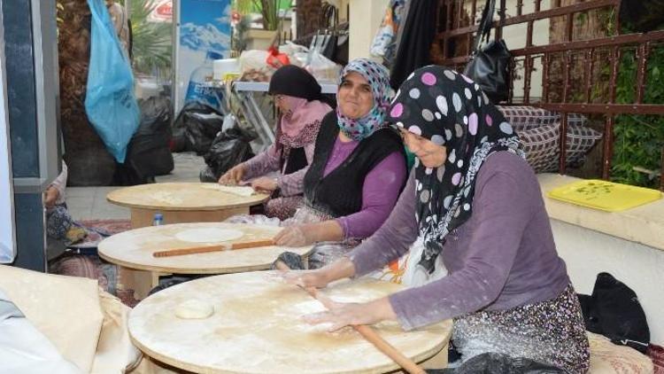 Kermes Geliriyle Öğrencilere Burs