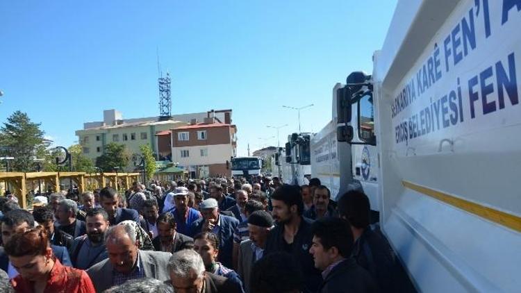 Erciş Belediyesi Yeni Araç Filosunu Tanıttı