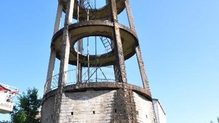 Su Deposu Yenilenerek Saat Kulesi Olacak